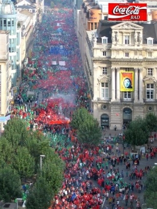 manif1.jpgq9kleo[1].jpg